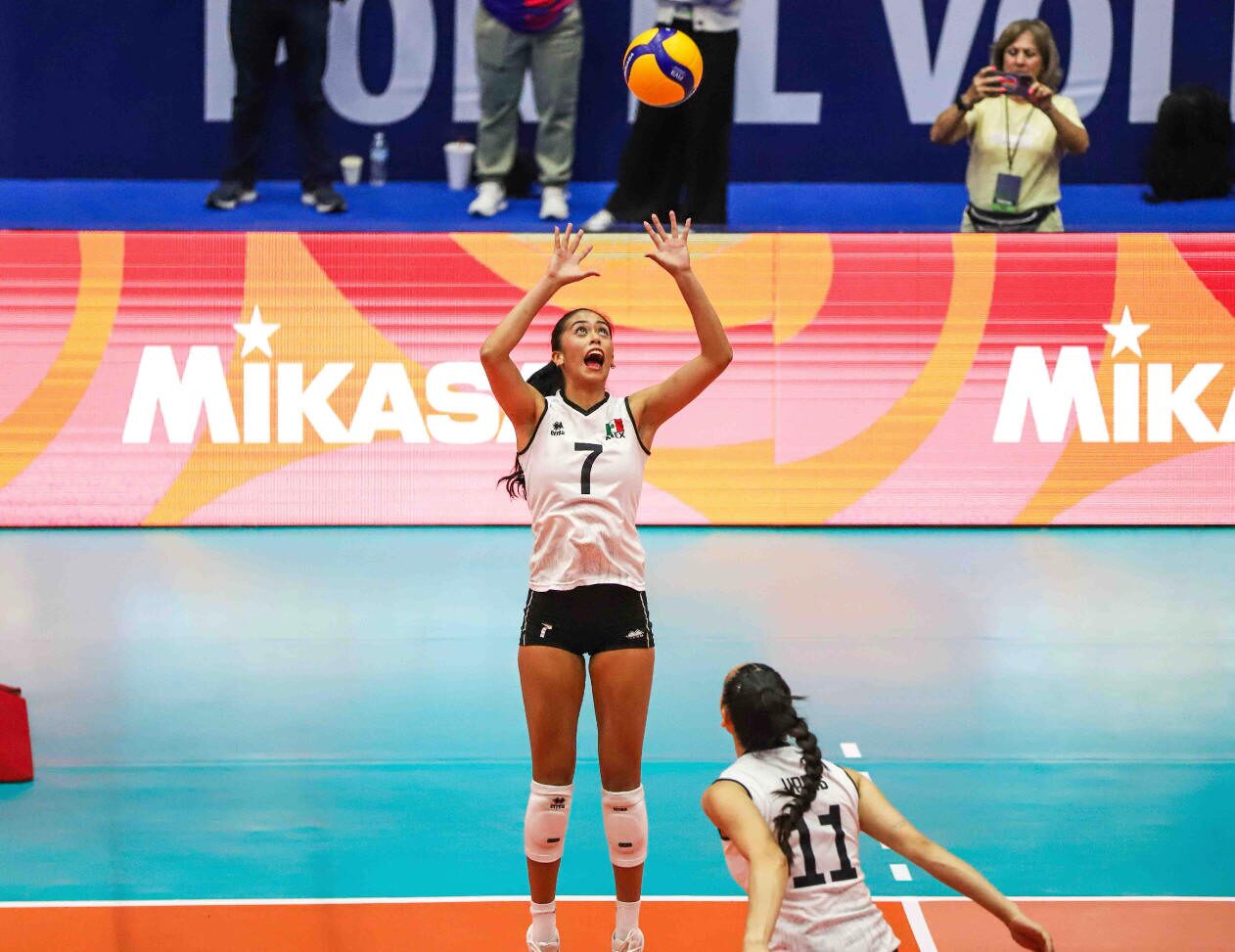 MÉXICO LE GANA A CUBA EN VOLEIBOL FEMENIL Y SIGUE INVICTO